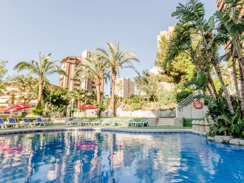 Apartamentos El Faro By Mc Benidorm Exteriör bild