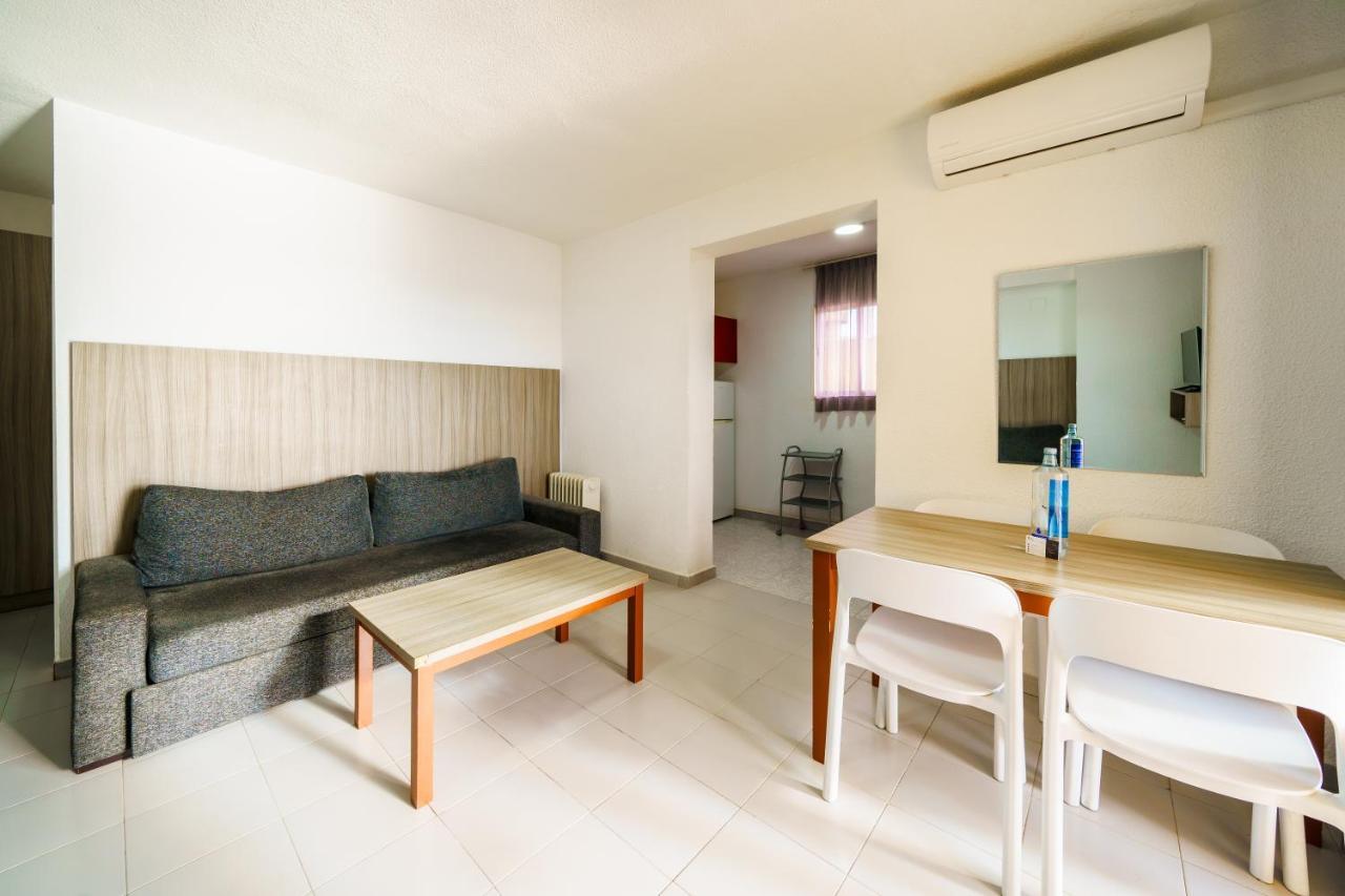 Apartamentos El Faro By Mc Benidorm Exteriör bild